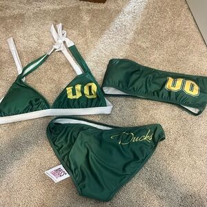 University of Oregon swim set